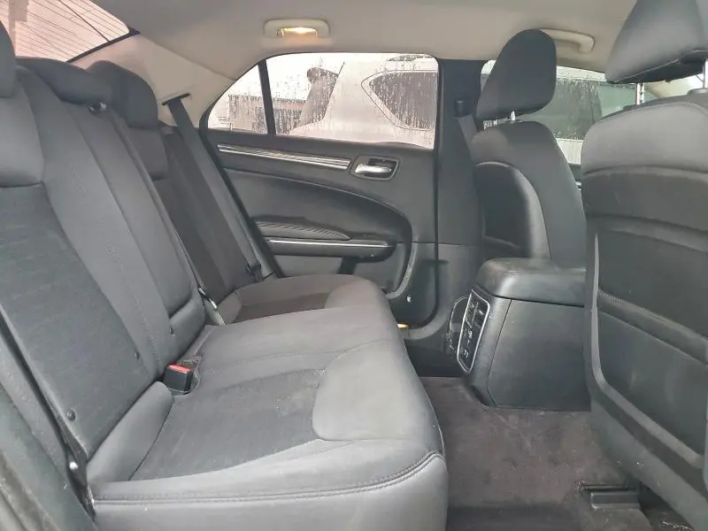 2018 CHRYSLER 300 TOURING  