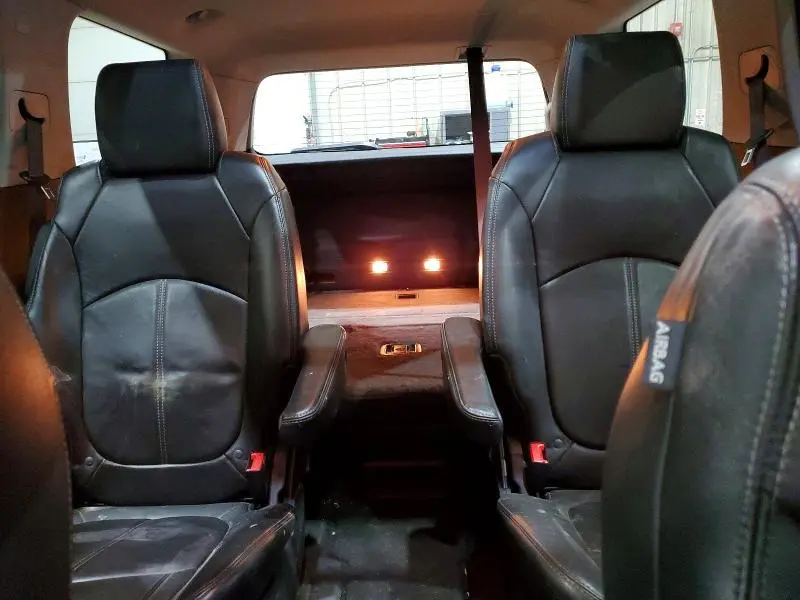 2015 GMC ACADIA SLT-2  
