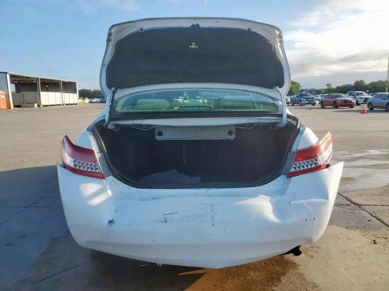 2010 TOYOTA CAMRY BASE  