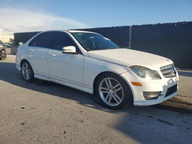 2013 MERCEDES-BENZ C 250  