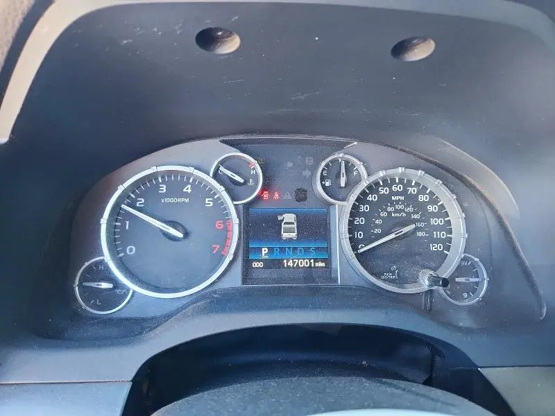 2014 TOYOTA TUNDRA CREWMAX SR5  