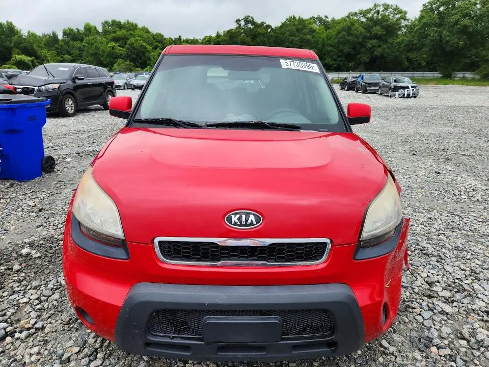 2010 KIA SOUL +  