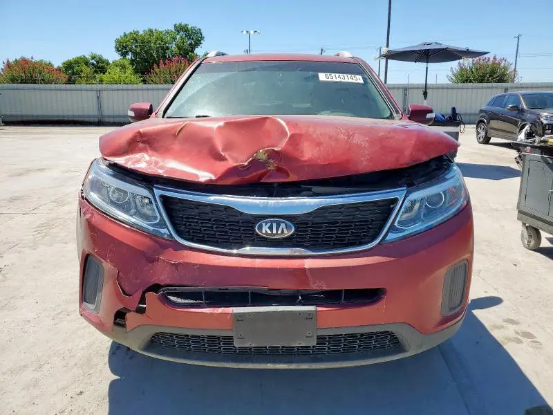 2015 KIA SORENTO LX  