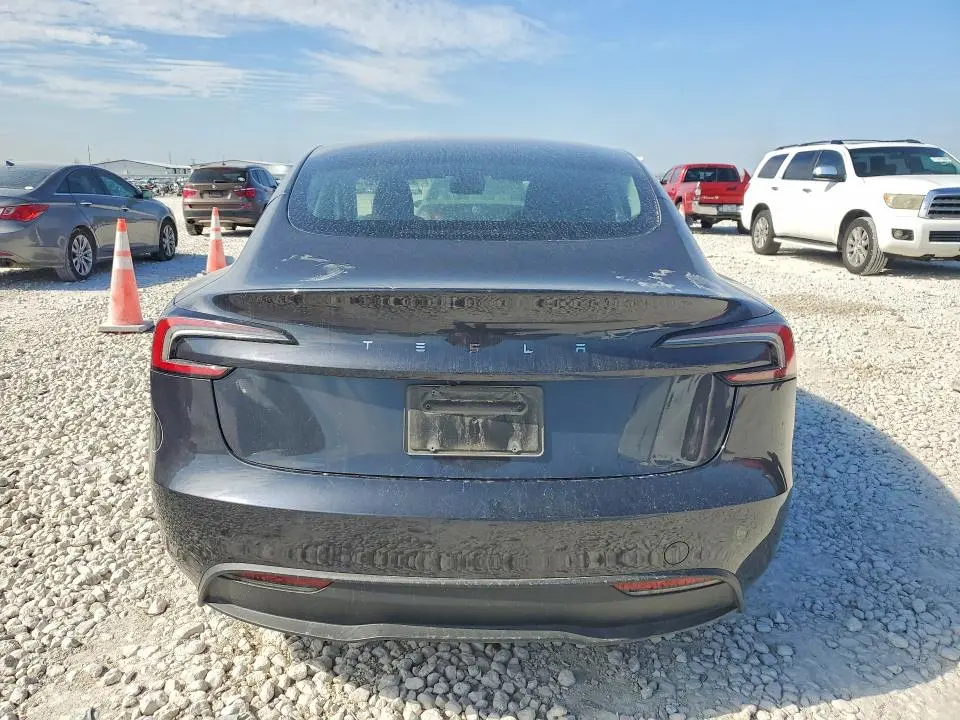 2024 TESLA MODEL 3   