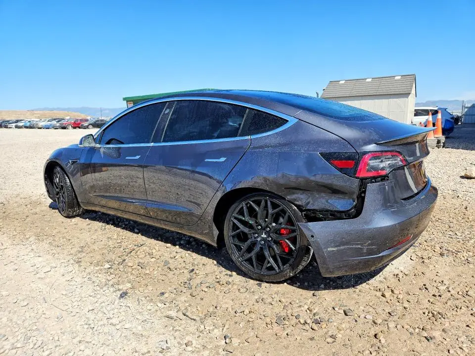 2020 TESLA MODEL 3   