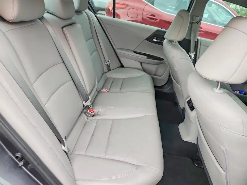 2017 HONDA ACCORD TOURING  