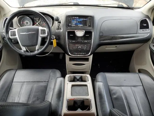 2016 CHRYSLER TOWN & COUNTRY TOURING  