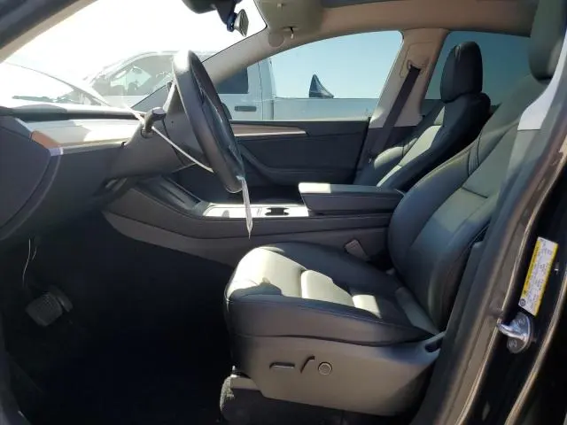2024 TESLA MODEL Y 