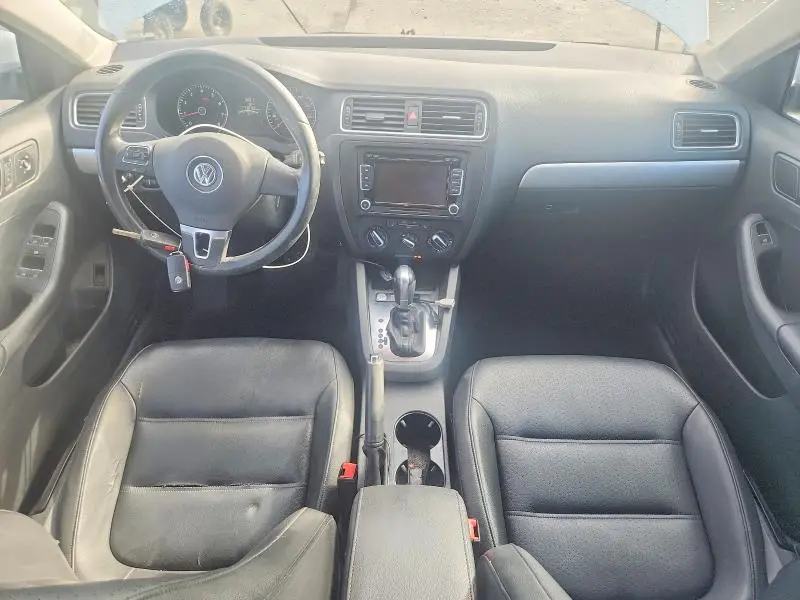 2014 VOLKSWAGEN JETTA SE  
