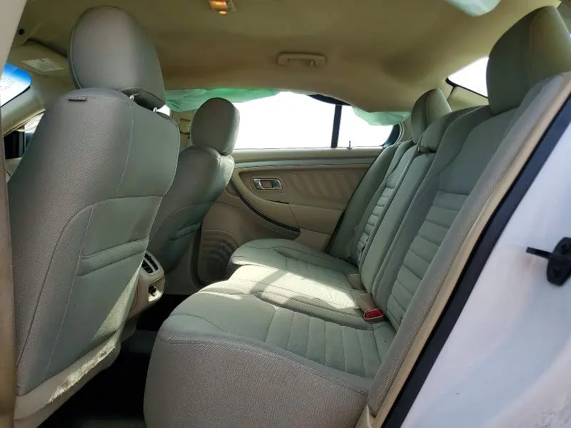 2017 FORD TAURUS SE  