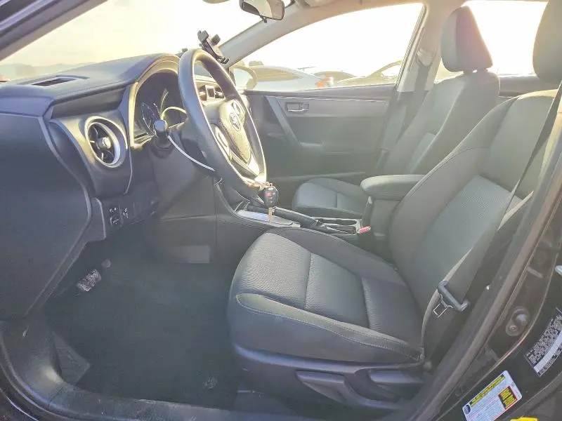 2019 TOYOTA COROLLA LE  