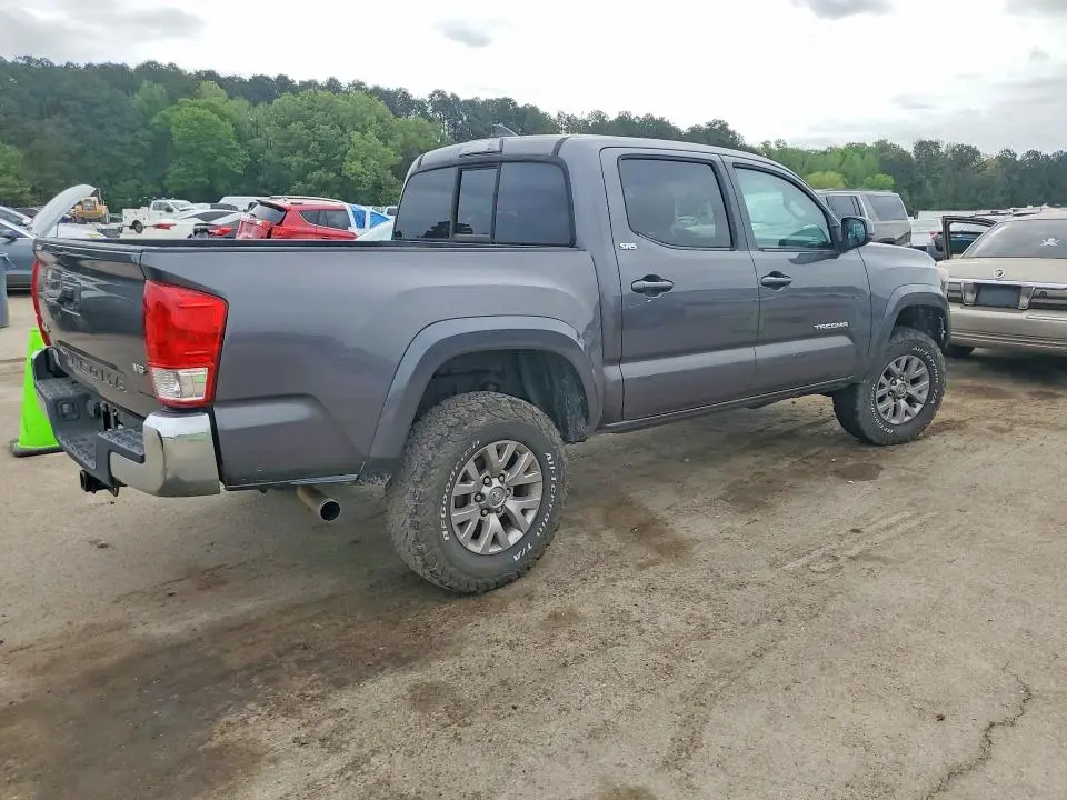 2017 TOYOTA TACOMA SR5 V6  