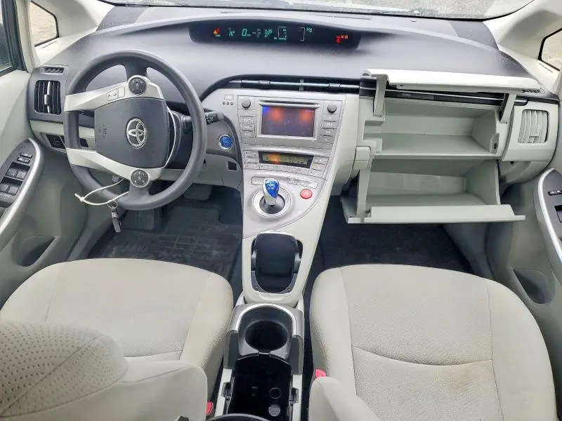2013 TOYOTA PRIUS TWO  