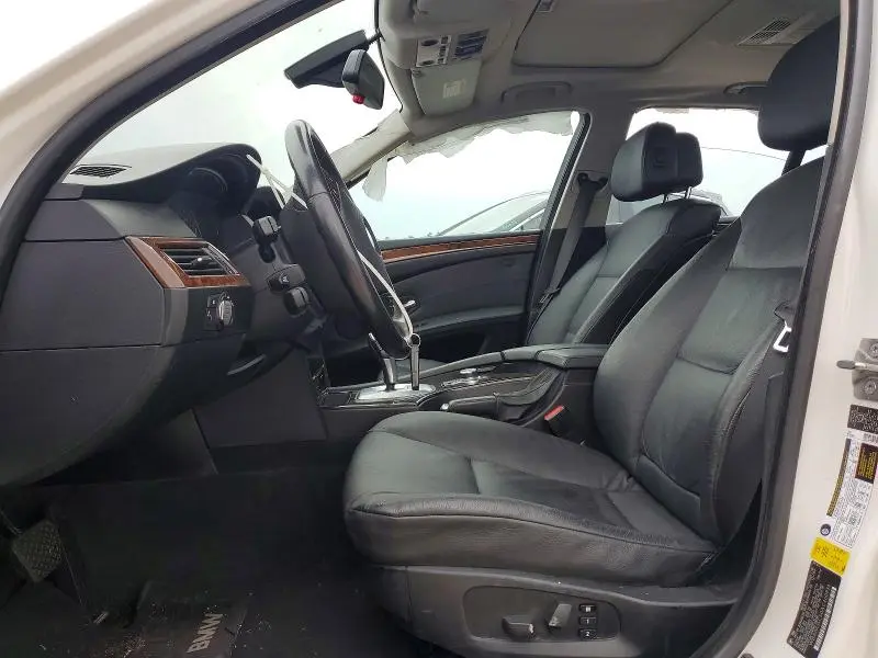 2010 BMW 528 I  