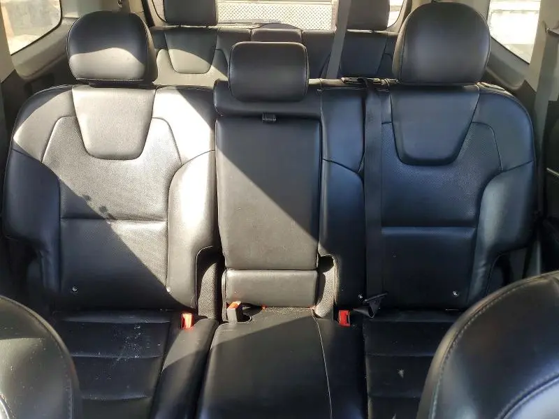 2020 KIA TELLURIDE LX  