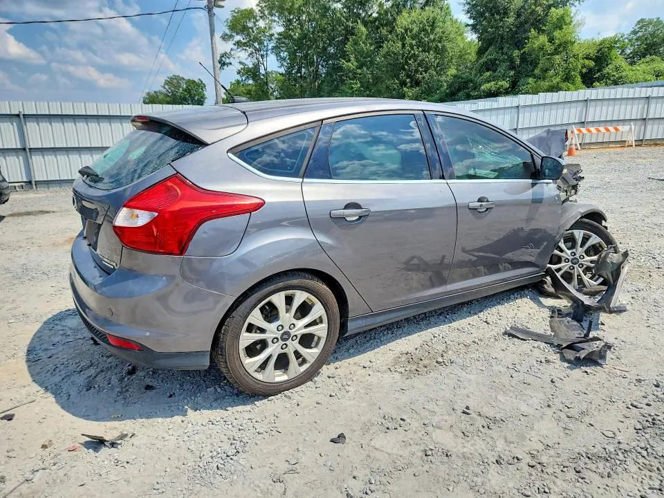 2012 FORD FOCUS TITANIUM  
