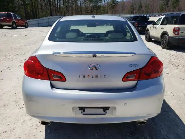 2013 INFINITI G37   
