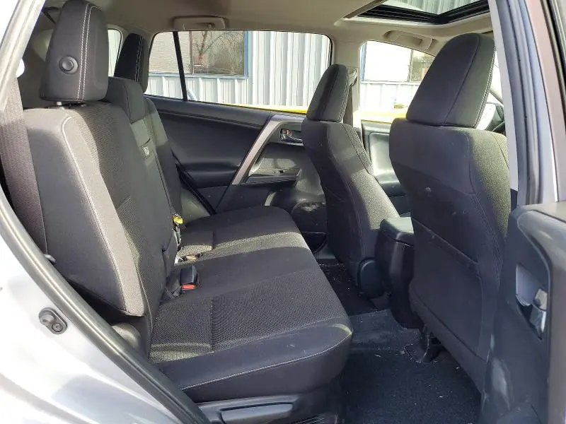 2017 TOYOTA RAV4 HV LE  