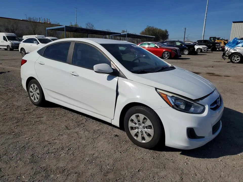 2016 HYUNDAI ACCENT SE  