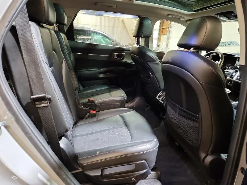 2022 KIA SORENTO X-LINE EX  