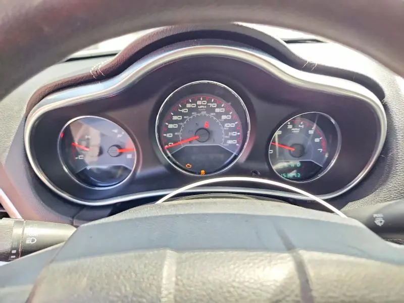 2013 DODGE AVENGER SE  