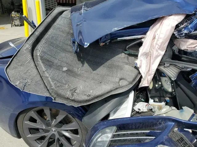 2016 TESLA MODEL S   