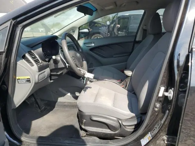 2017 KIA FORTE LX  