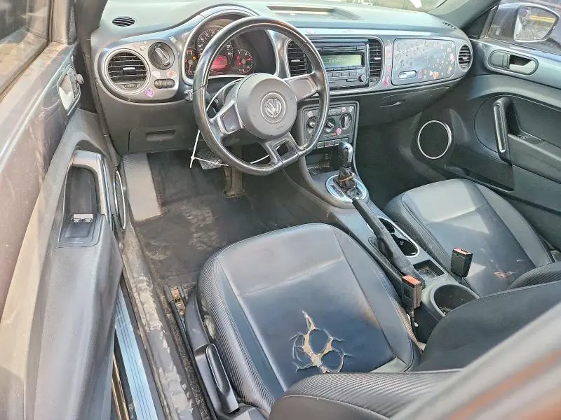 2012 VOLKSWAGEN BEETLE   