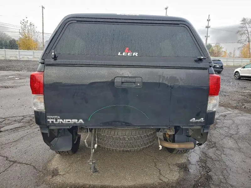 2013 TOYOTA TUNDRA DOUBLE CAB SR5  
