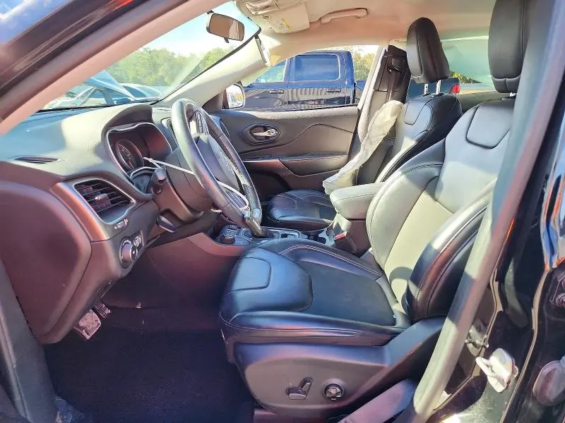 2020 JEEP CHEROKEE LATITUDE PLUS  