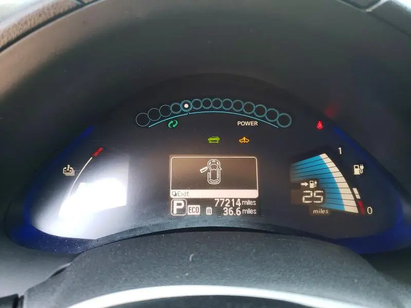 2015 NISSAN LEAF S  