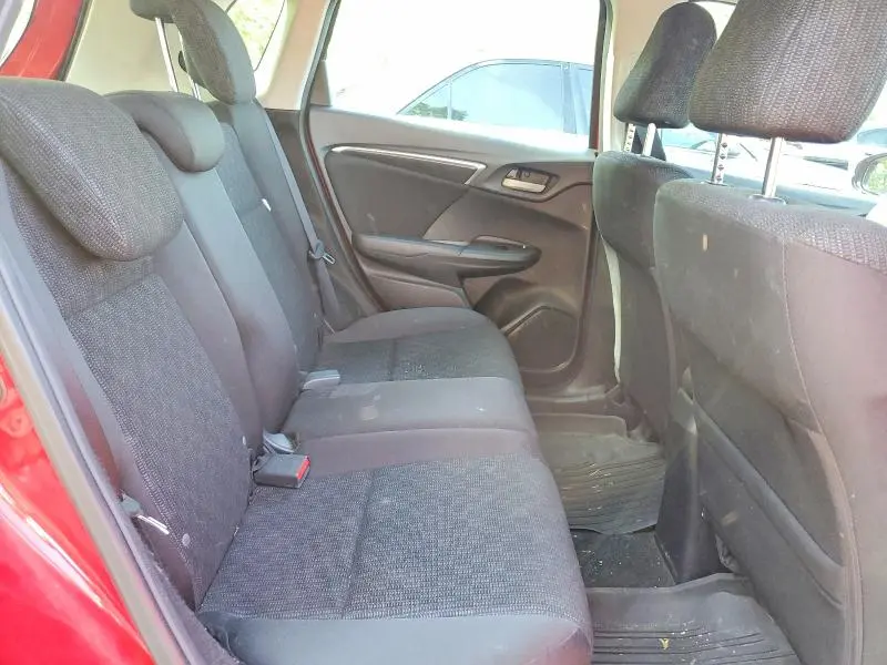 2015 HONDA FIT LX  