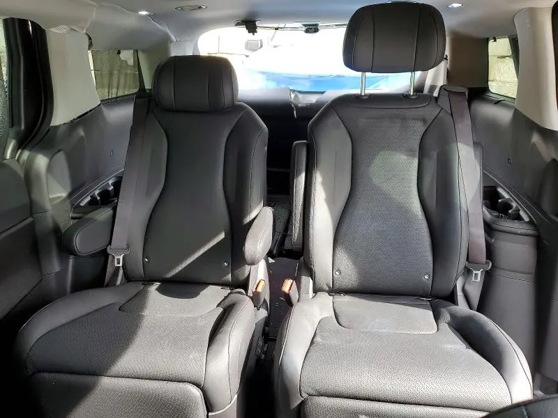 2025 KIA CARNIVAL SX PRESTIGE  