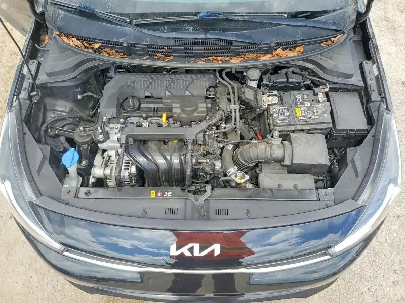 2023 KIA RIO LX  