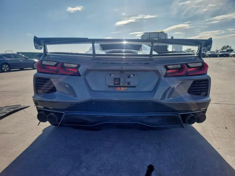 2025 CHEVROLET CORVETTE STINGRAY 2LT  