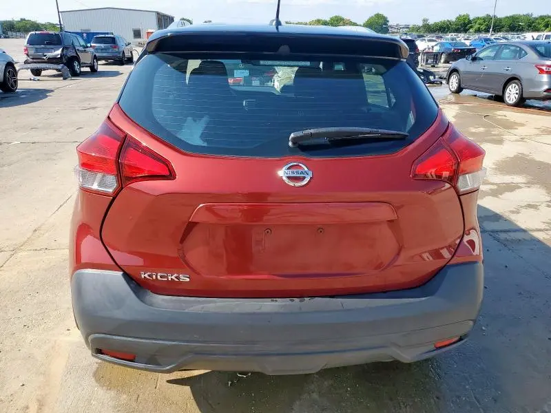2018 NISSAN KICKS S  