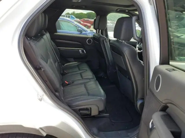 2017 LAND ROVER DISCOVERY SE  