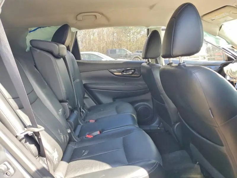 2017 NISSAN ROGUE SL  
