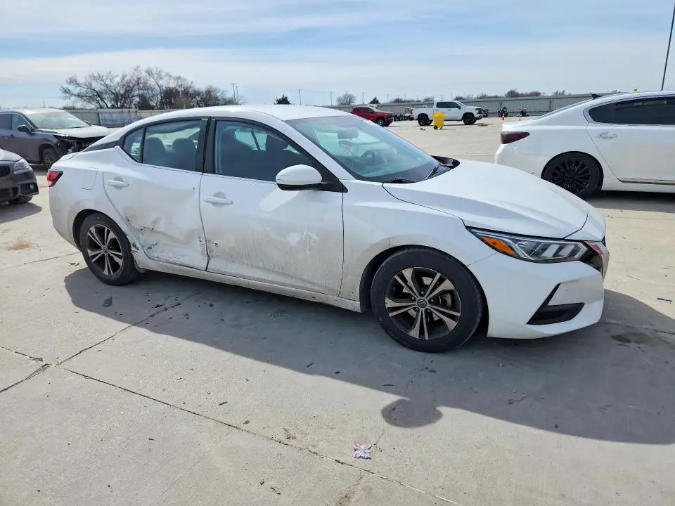 2021 NISSAN SENTRA SV  