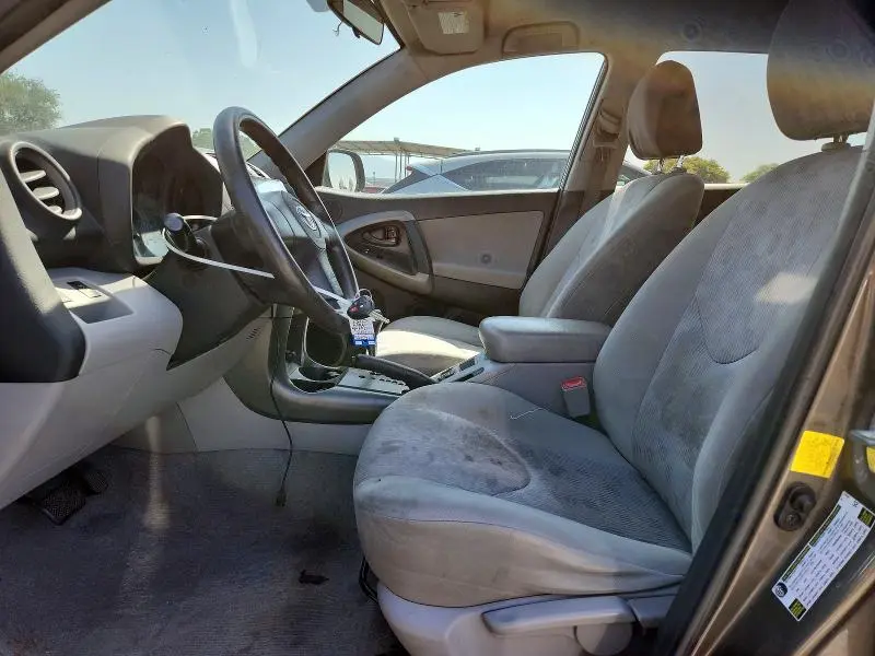 2011 TOYOTA RAV4 BASE  