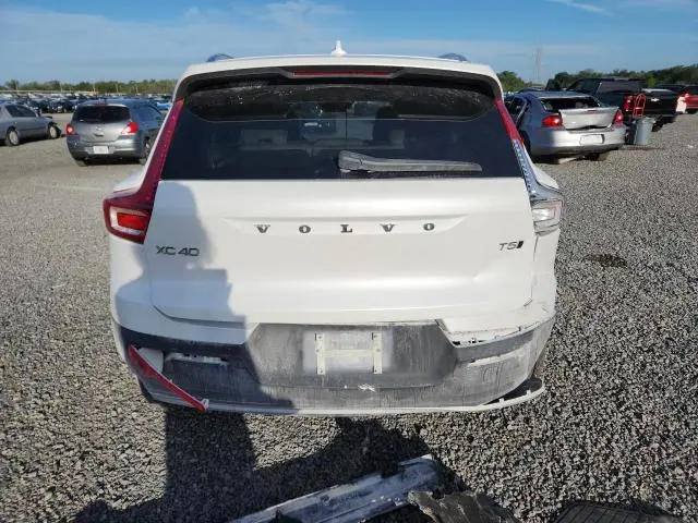 2021 VOLVO XC40 T5 INSCRIPTION  