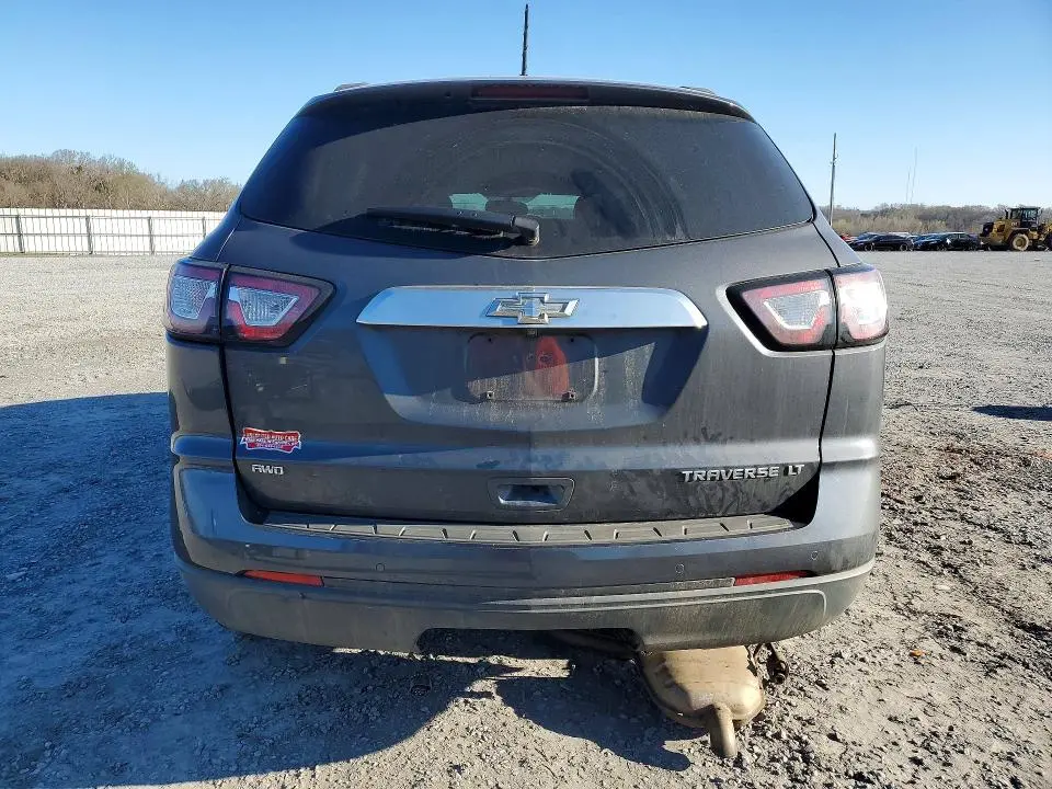 2013 CHEVROLET TRAVERSE LT  