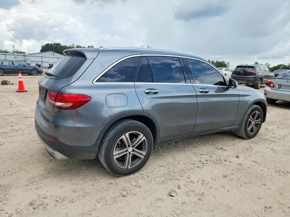 2017 MERCEDES-BENZ GLC 300  