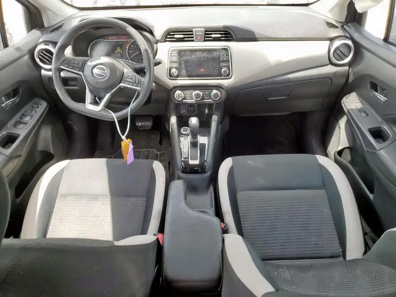 2020 NISSAN VERSA SV  
