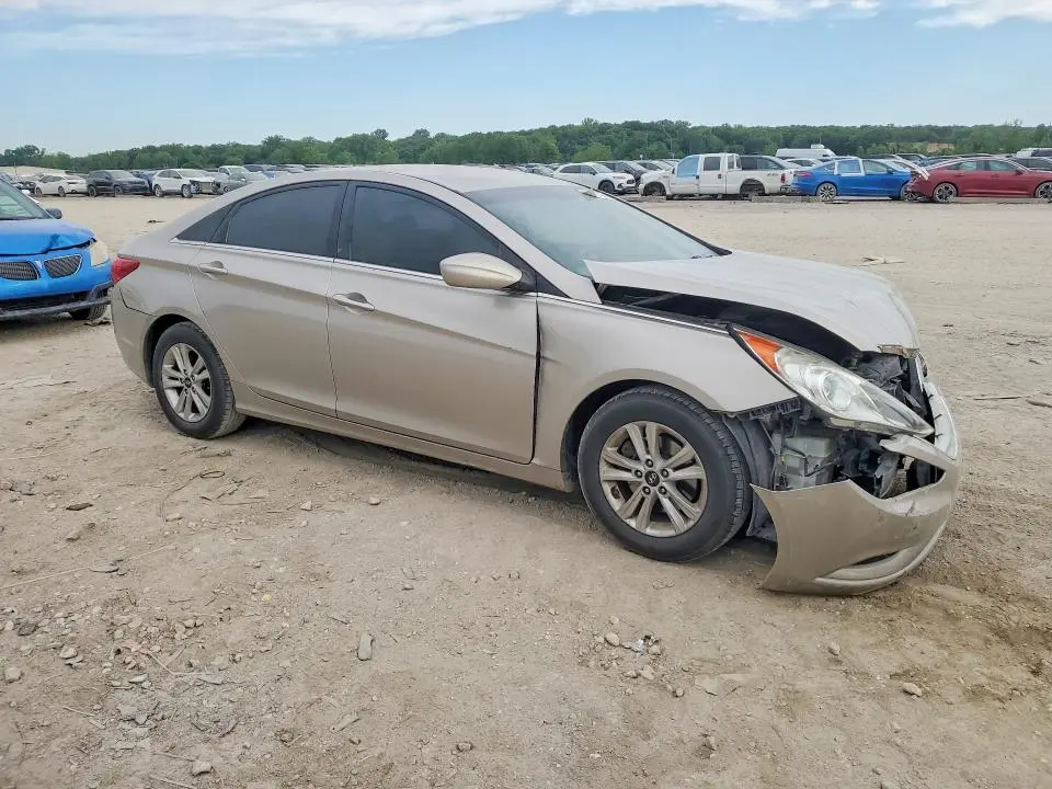 2011 HYUNDAI SONATA GLS  