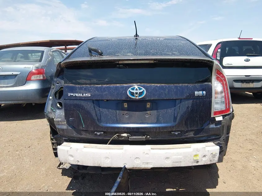 2015 TOYOTA PRIUS FOUR