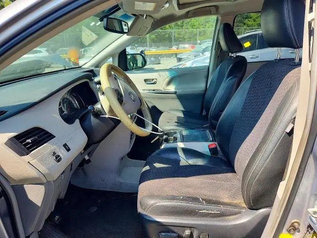 2012 TOYOTA SIENNA CE  