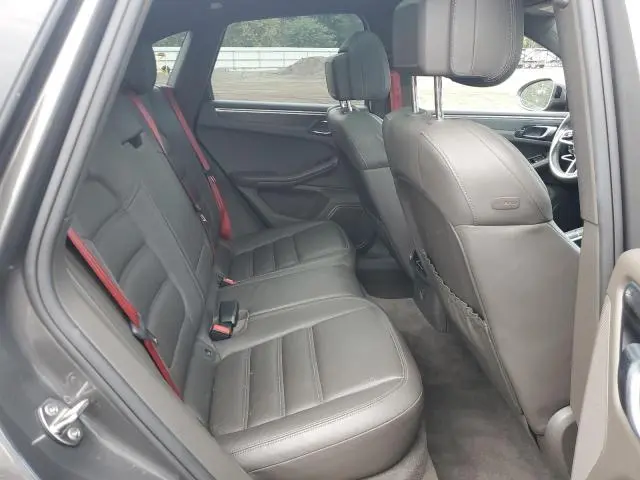 2018 PORSCHE MACAN GTS  