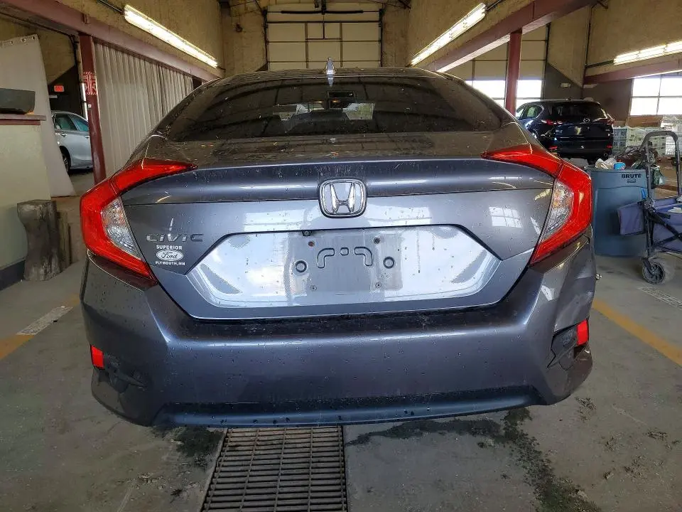 2018 HONDA CIVIC EX  