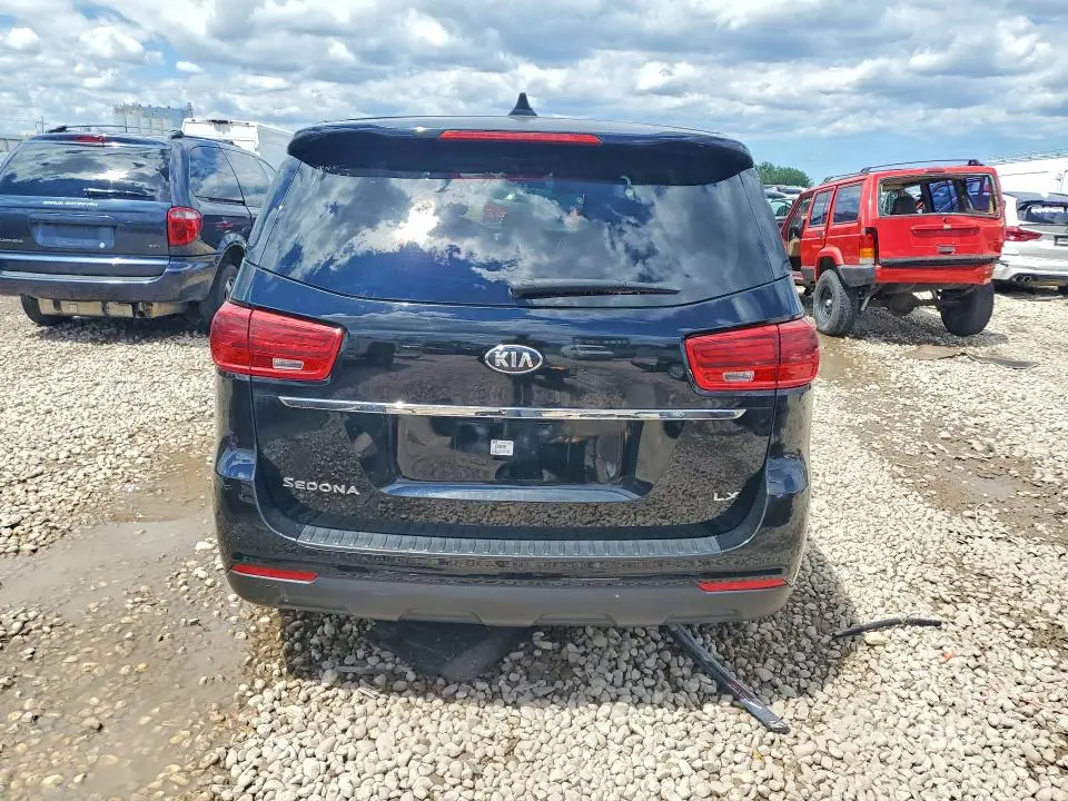 2020 KIA SEDONA LX  